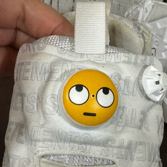 VETEMENTS X REEBOK instapump fury OG emoji white sneakers Men’s 6 Women’s 7 GUC - Picture 4 of 17